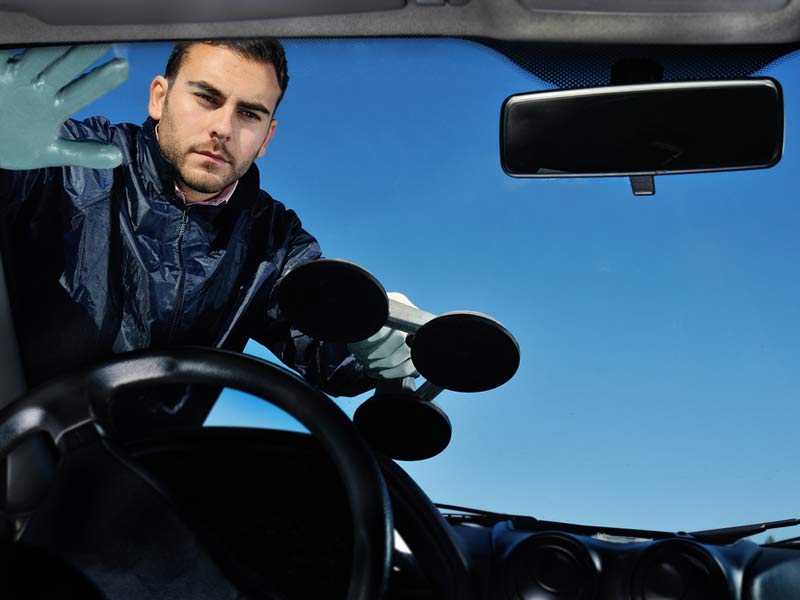 Benefits of Mobile Windshield Replacement